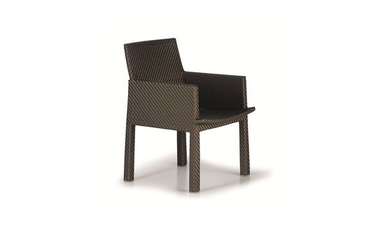 Dedon: стул с подлокотниками