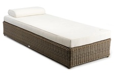 Manutti: кровать для отдыха