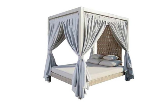 SkyLine Design: кровать